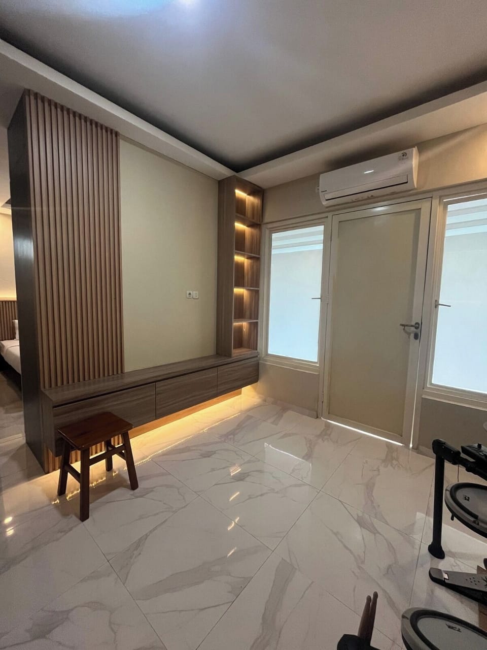 Family Apartment | Desk, laptop workspace, blackout drapes, soundproofing