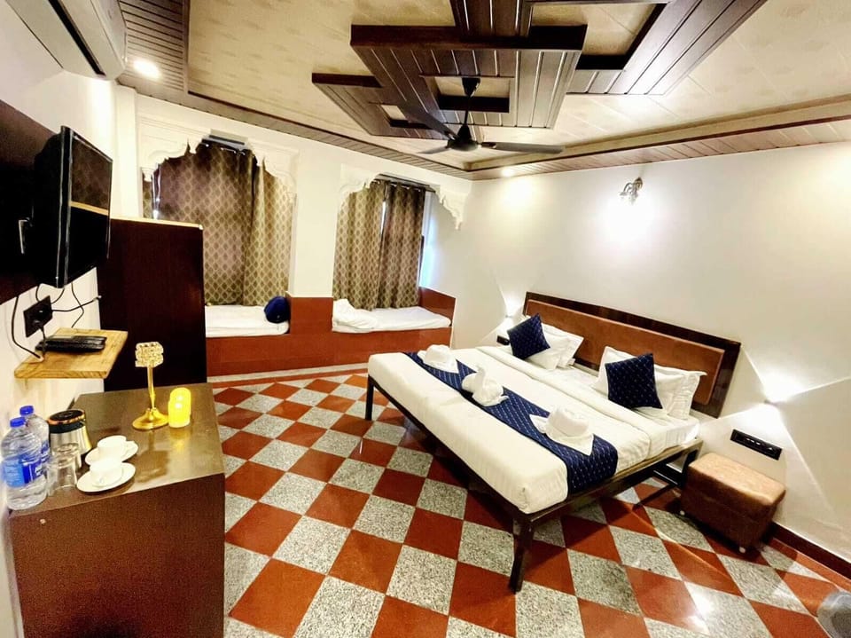 Deluxe Room | Free WiFi