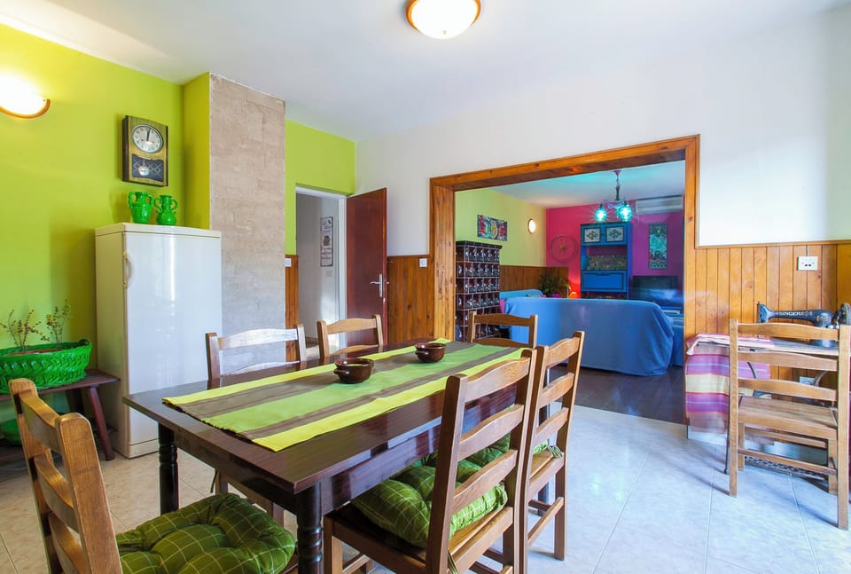 Apartment (A1) | Dining