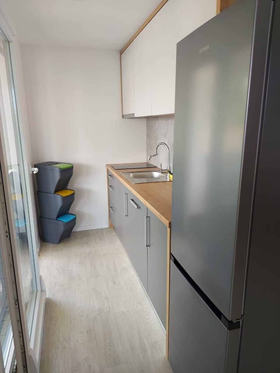 House | Private kitchen | Fridge, microwave, oven, stovetop