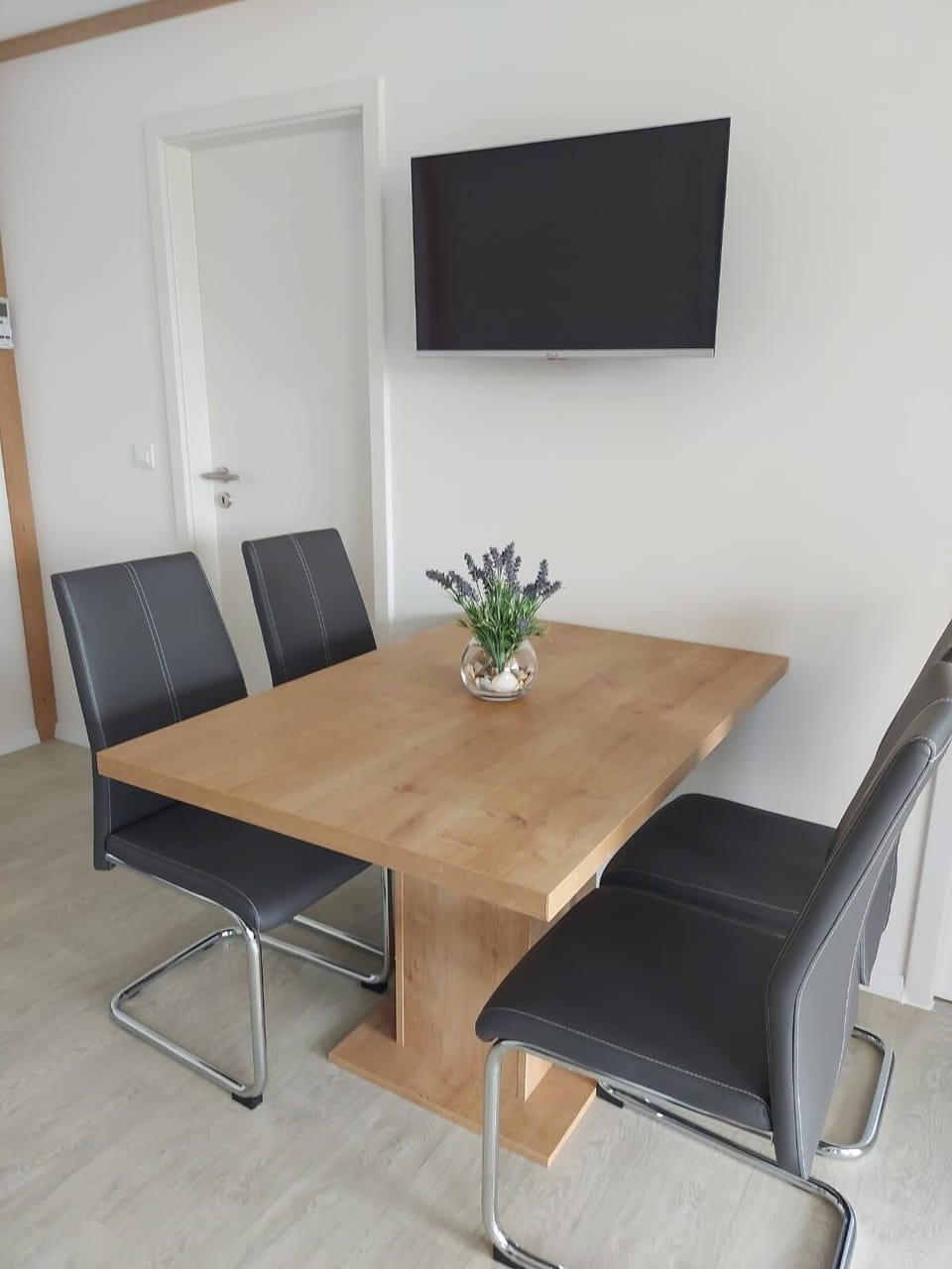 House | Dining