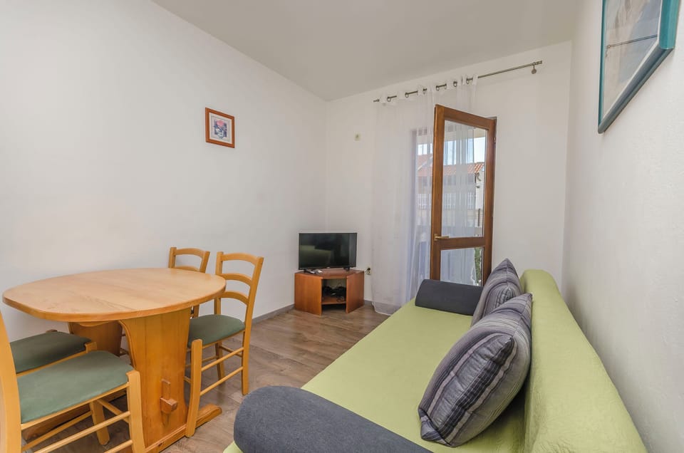 Apartment (A1) | Living room