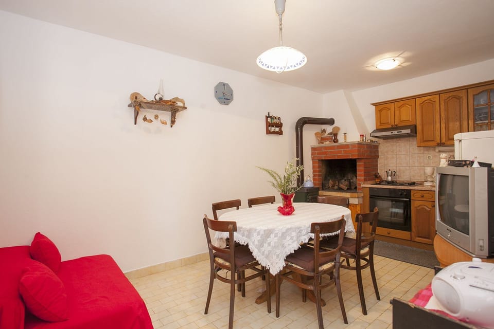 House | Dining