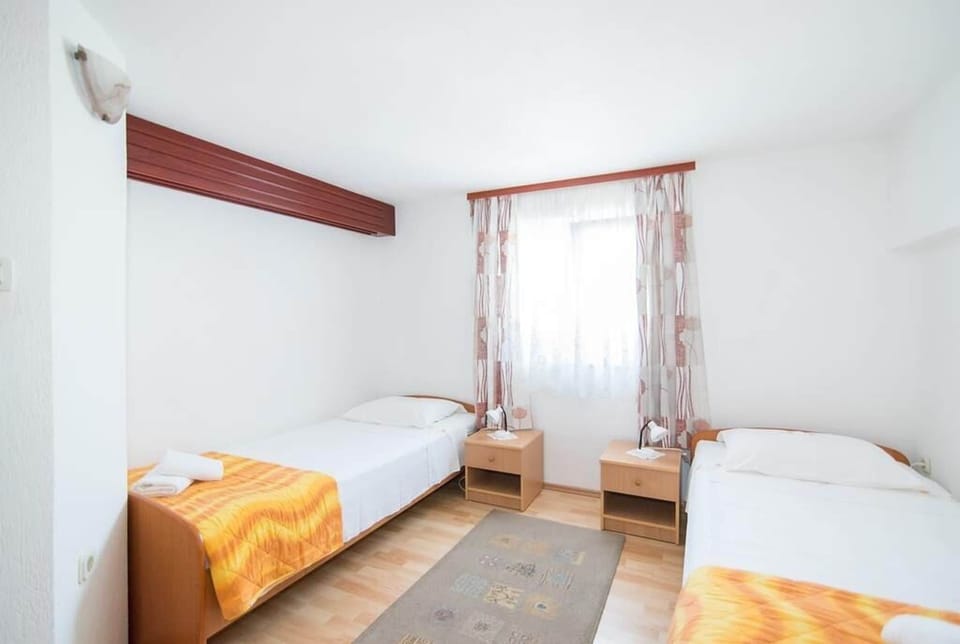Apartment Orange Apartment in Split-Dalmatia County