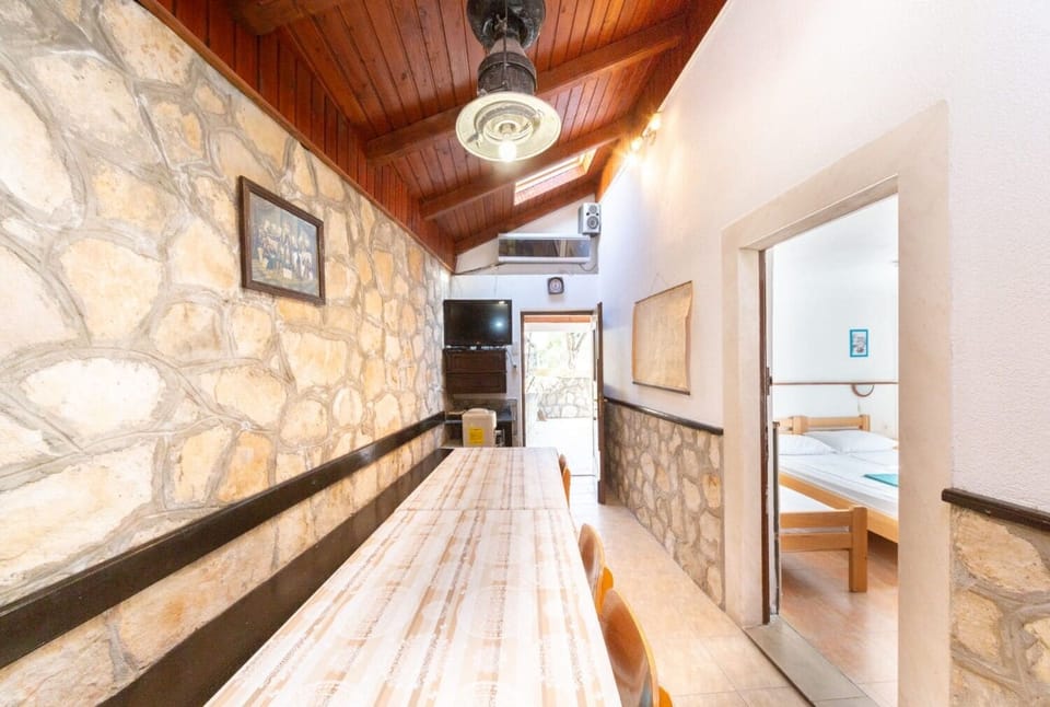 House | Dining