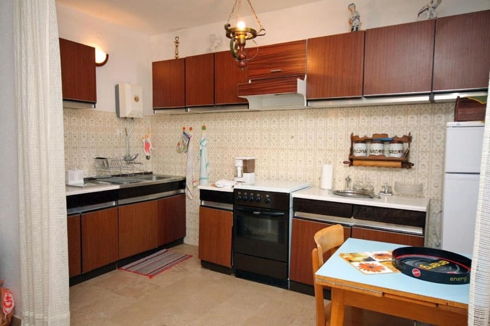 Apartment (A2) | Private kitchen