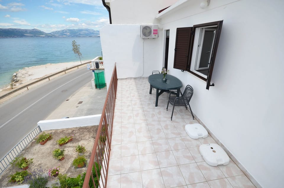 Apartment (A1) | Terrace/patio
