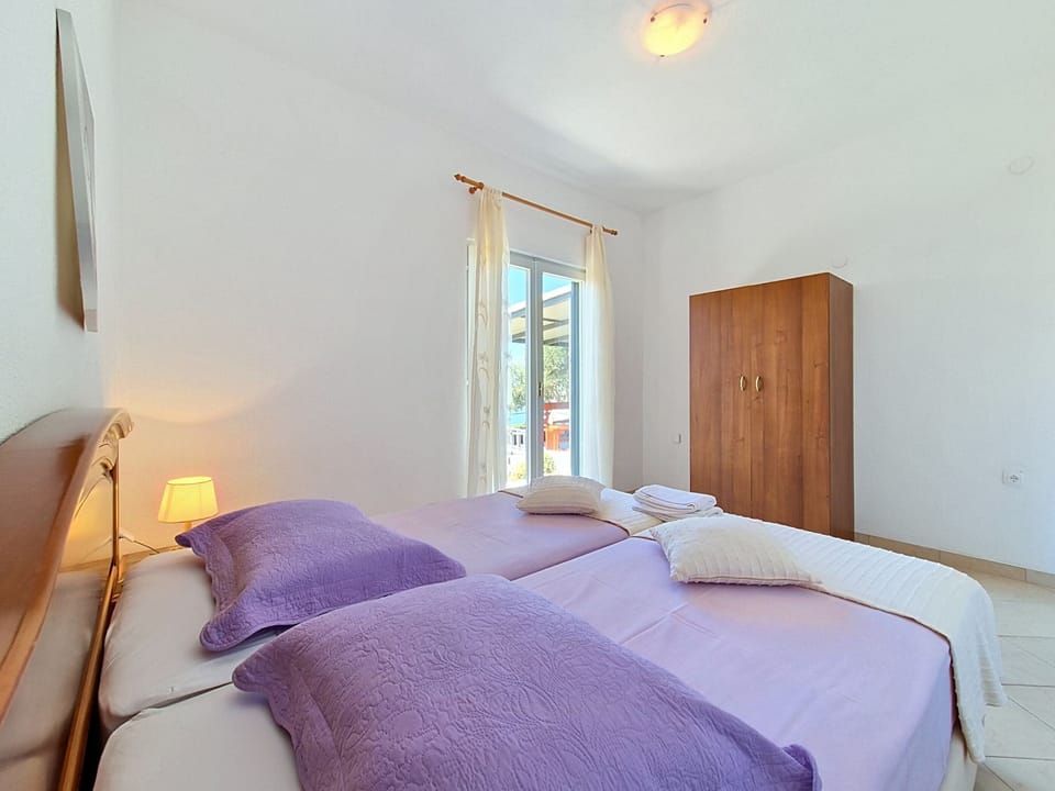 Apartment (A1) | Iron/ironing board, WiFi (free)