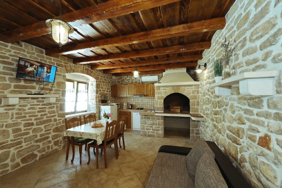 House | Living room
