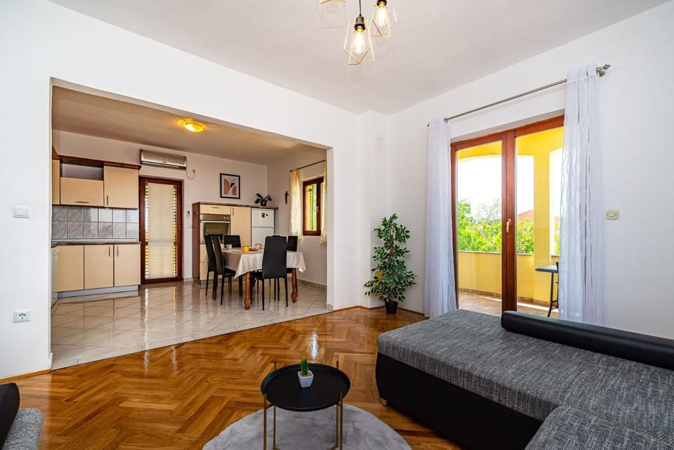 Apartment (A1) | Living room