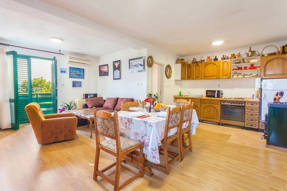 House | Private kitchen
