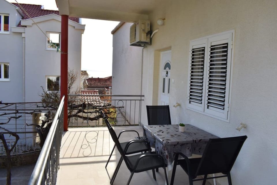 Apartment (A1) | Terrace/patio