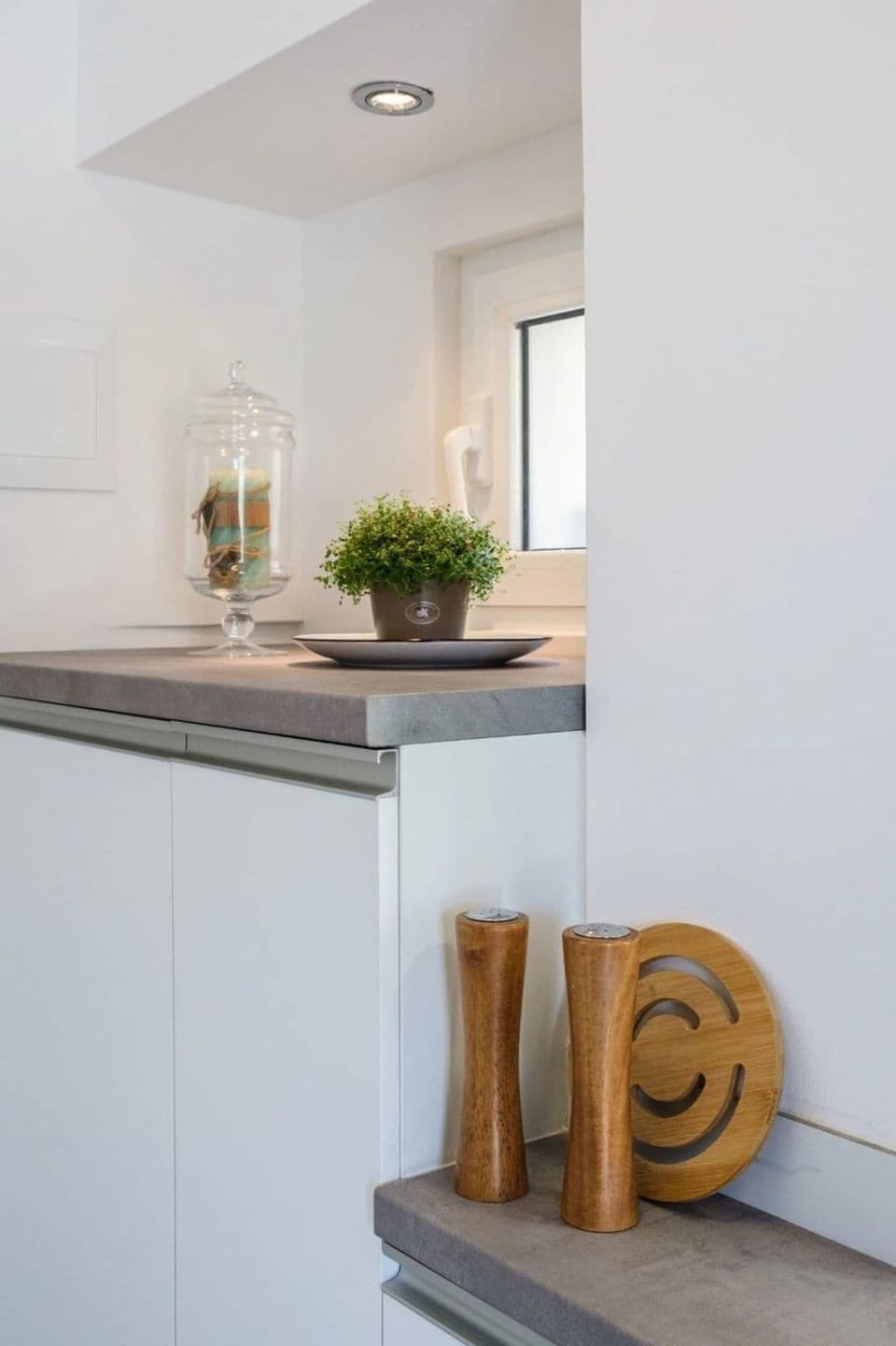 Studio (A1) | Private kitchen | Fridge, stovetop, electric kettle, toaster