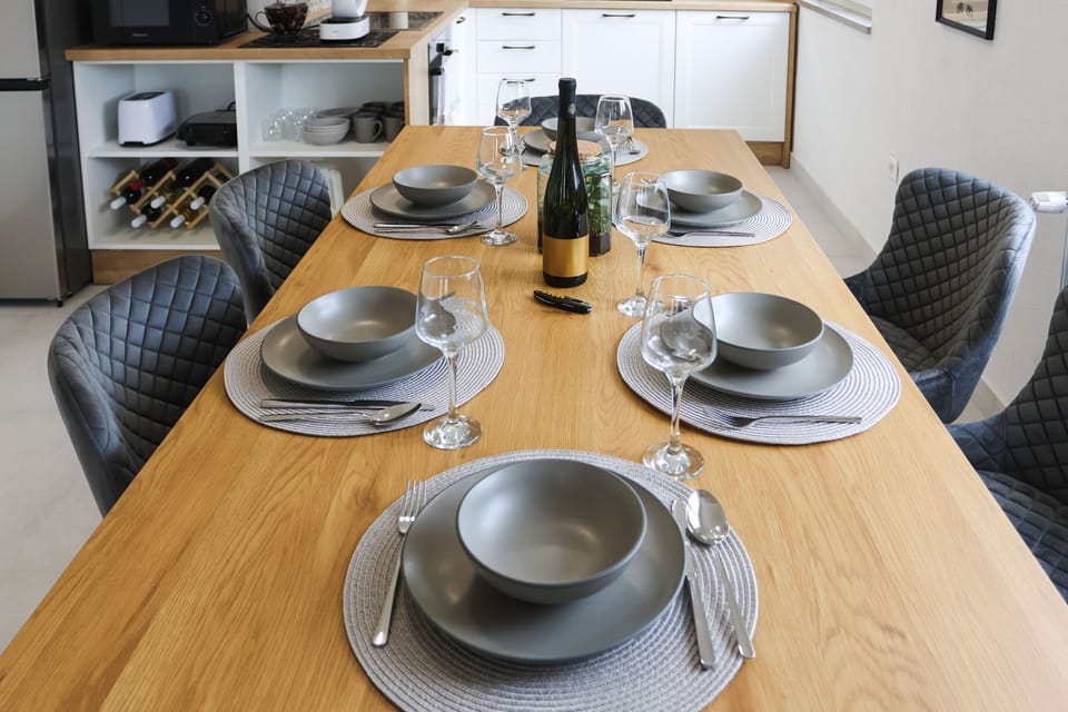 House | Dining