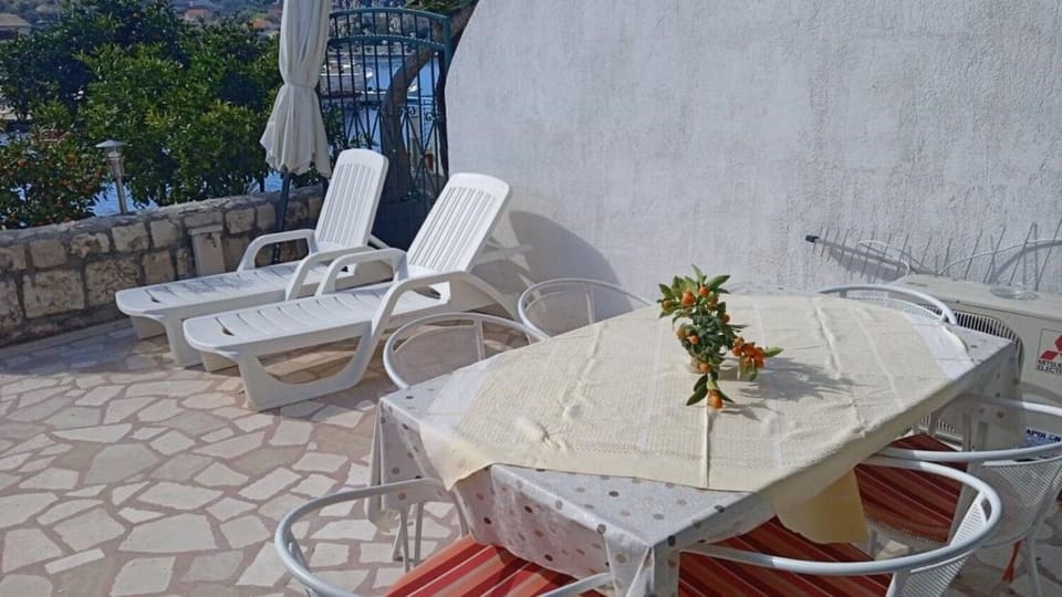 Apartment (A1) | Terrace/patio