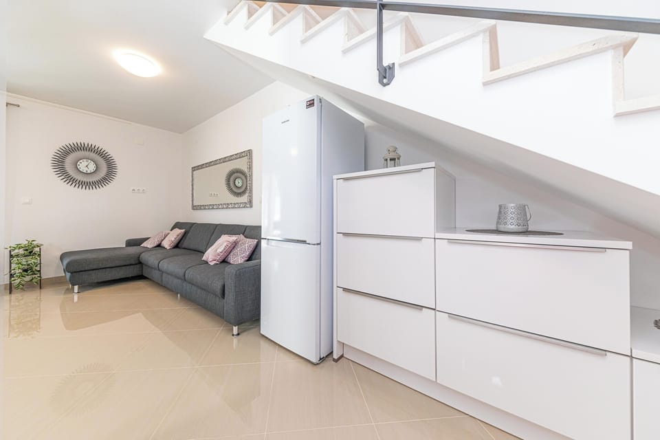 House | Living room | Smart TV, Netflix, streaming services