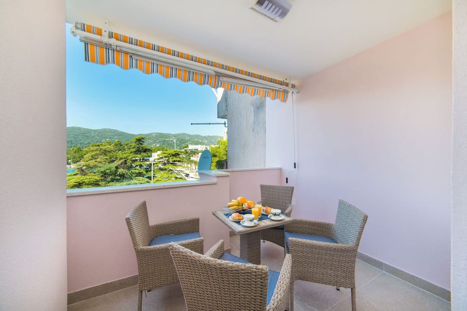Apartment (A1) | Terrace/patio