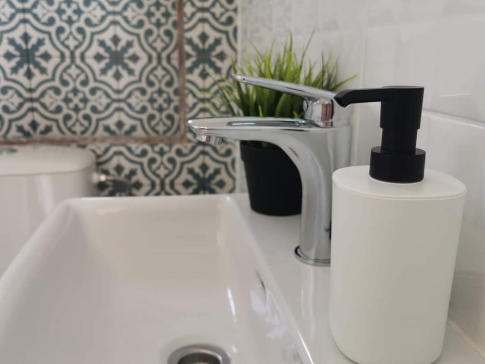 House | Bathroom