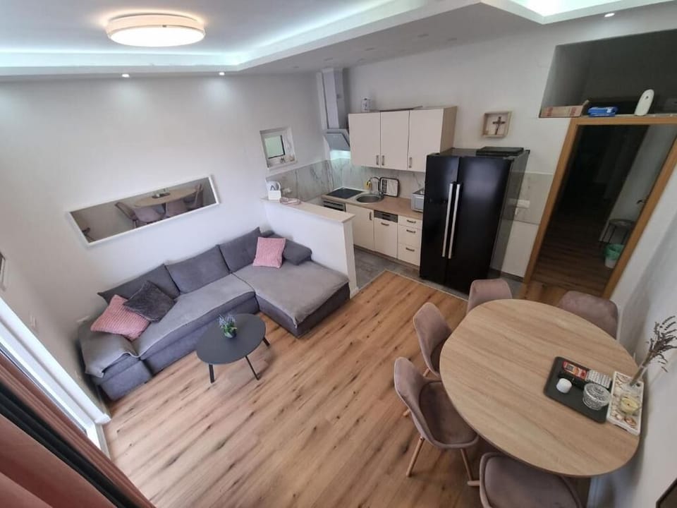 Apartment (A1) | Living room
