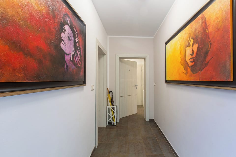 House | Hallway