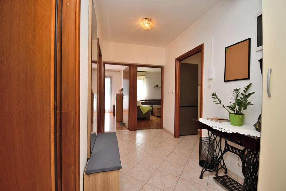 Apartment (A1) | Hallway