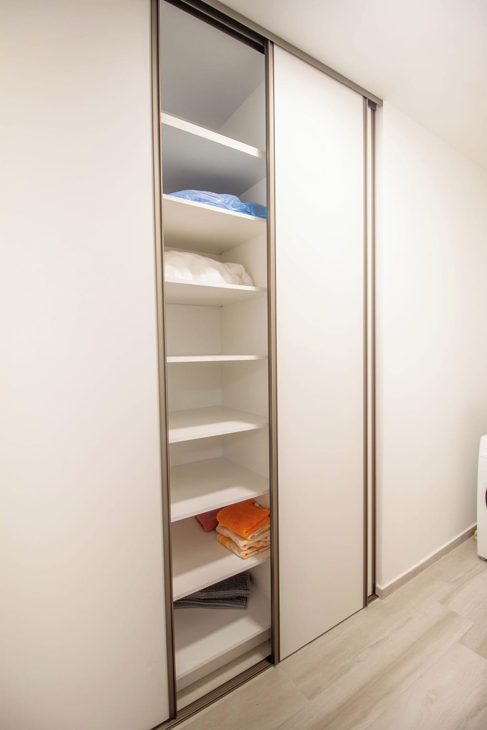 Studio (A1) | Interior