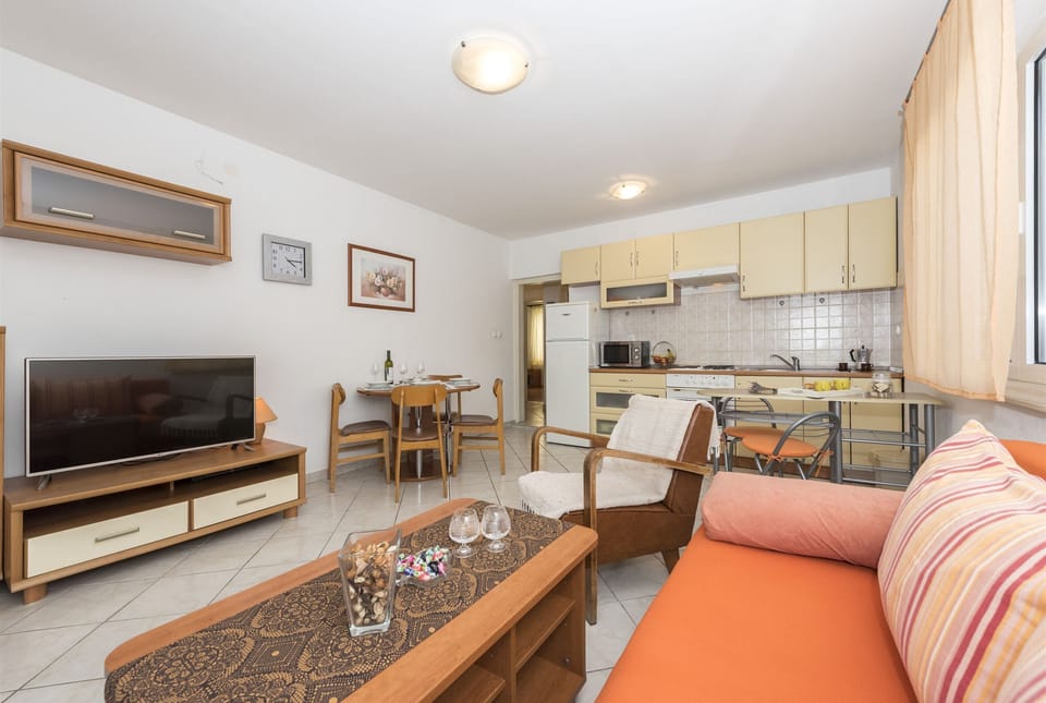 Apartment (A1) | Living room