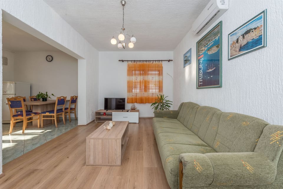 House | Living room