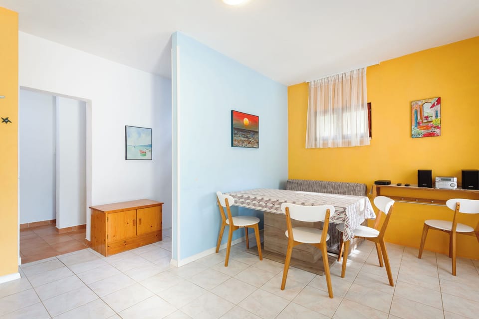 House | Dining