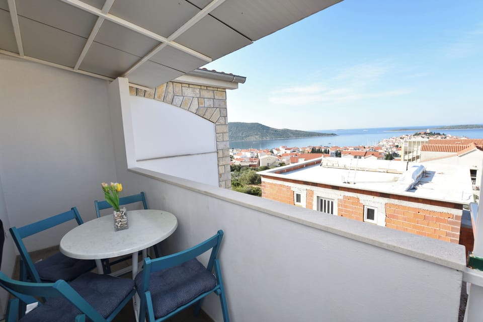 Apartment (A1) | Terrace/patio