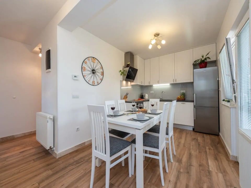 House | BBQ/picnic area