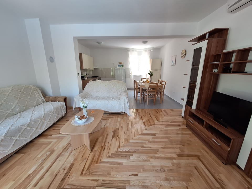 House | Living room