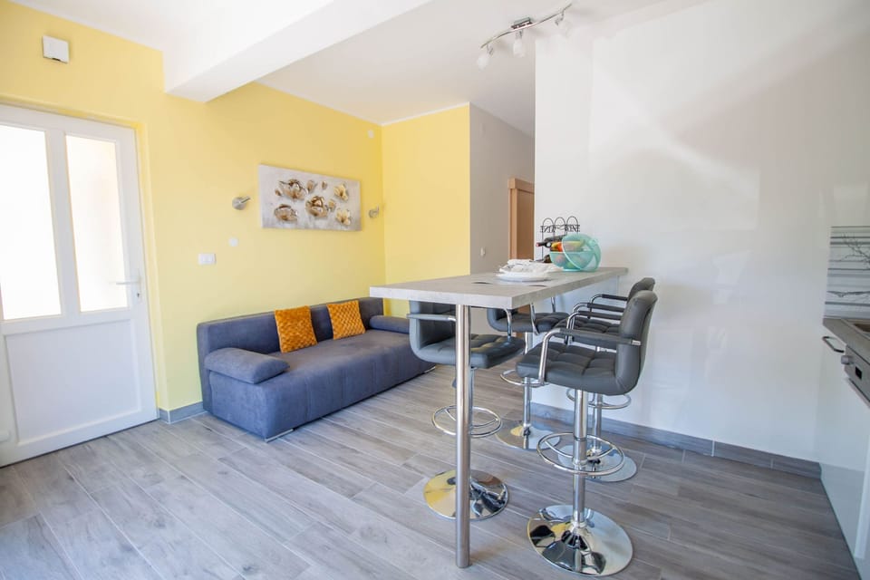 Apartment (A1) | Living room