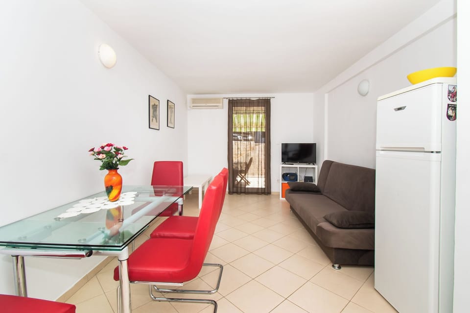 Apartment (A1) | Living room