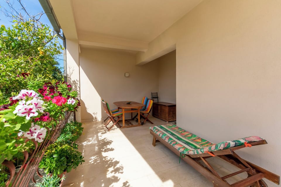 Apartment (A1) | Terrace/patio
