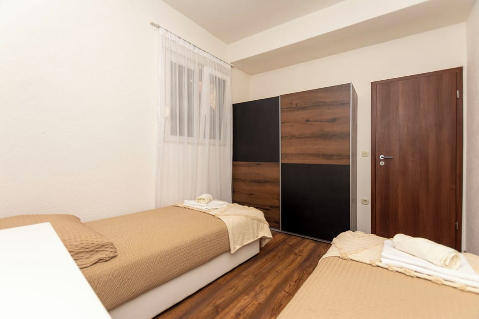 Apartment (A1) | Iron/ironing board, free cribs/infant beds, free WiFi