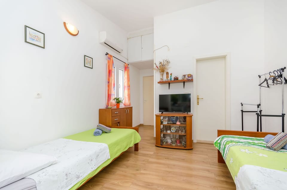 Apartment (A1) | Living room