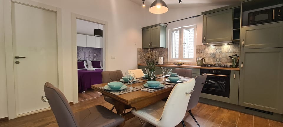 Apartment (A2) | Private kitchen | Fridge, microwave, oven, stovetop