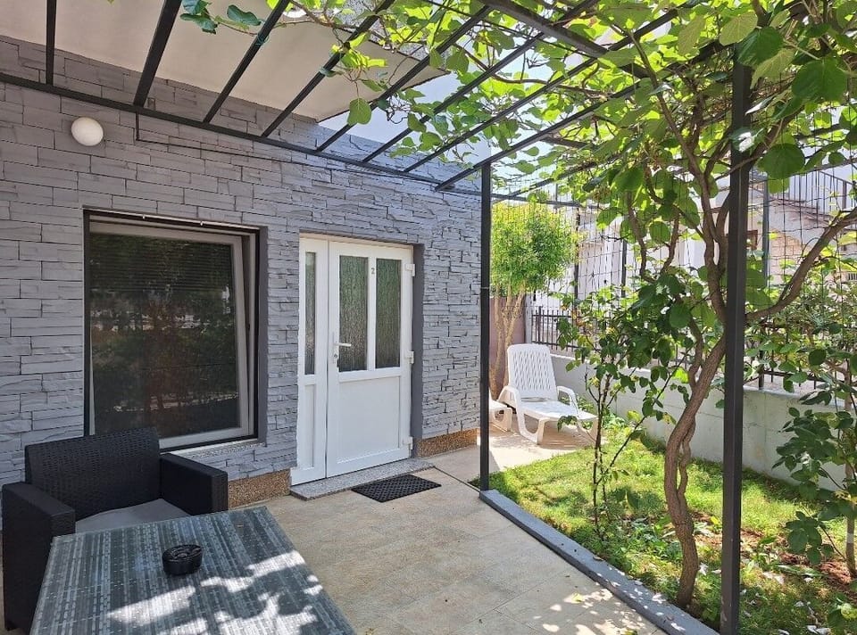 Apartment (A1) | Terrace/patio