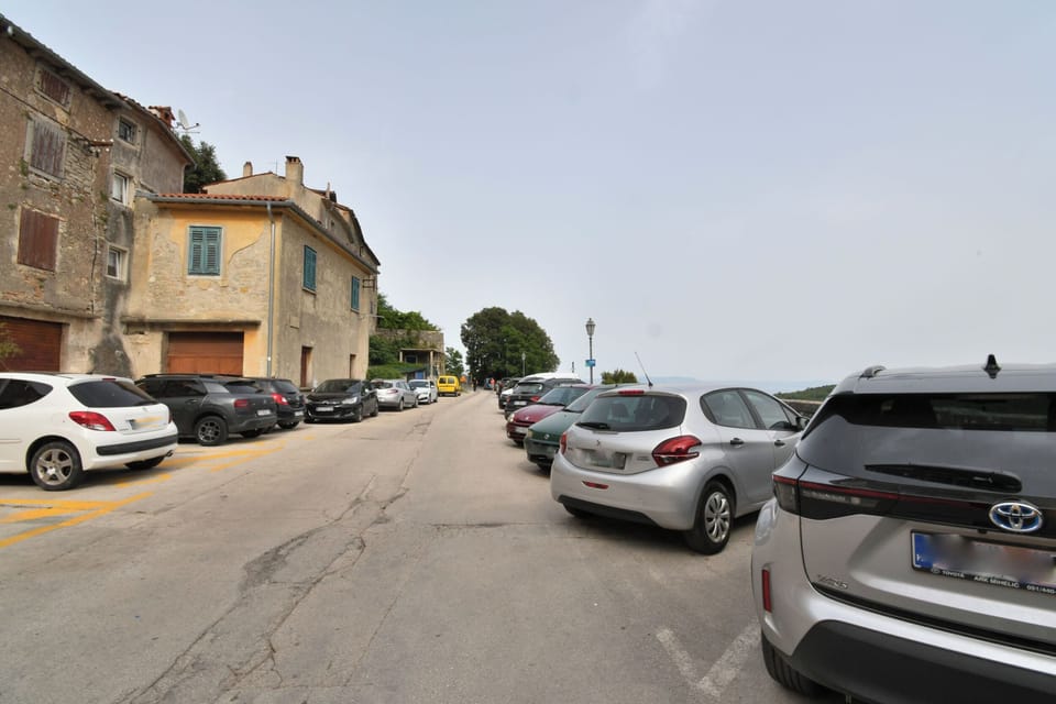 Free self parking