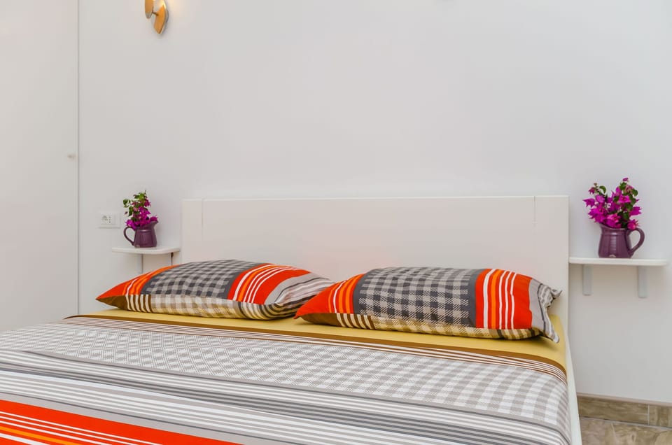 Apartment (A1) | Iron/ironing board, free WiFi