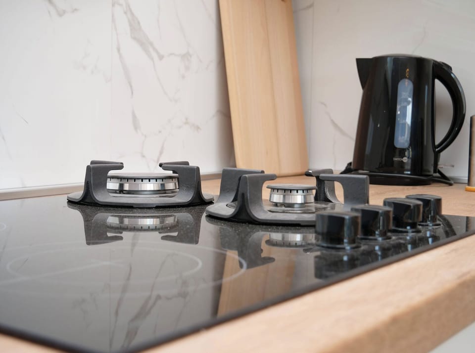 Apartment (K1) | Tech