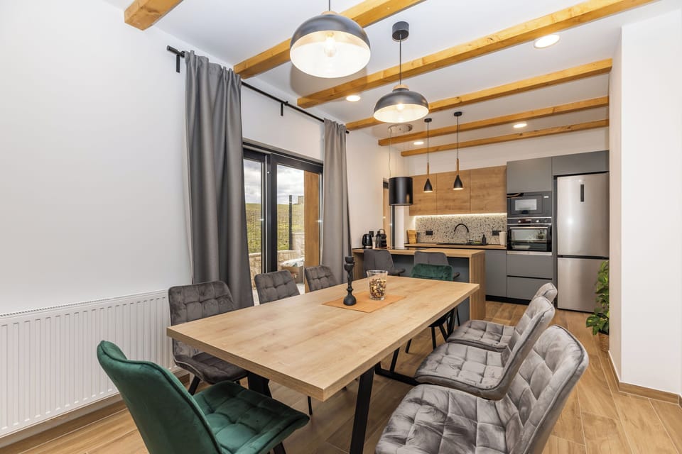 House | Dining
