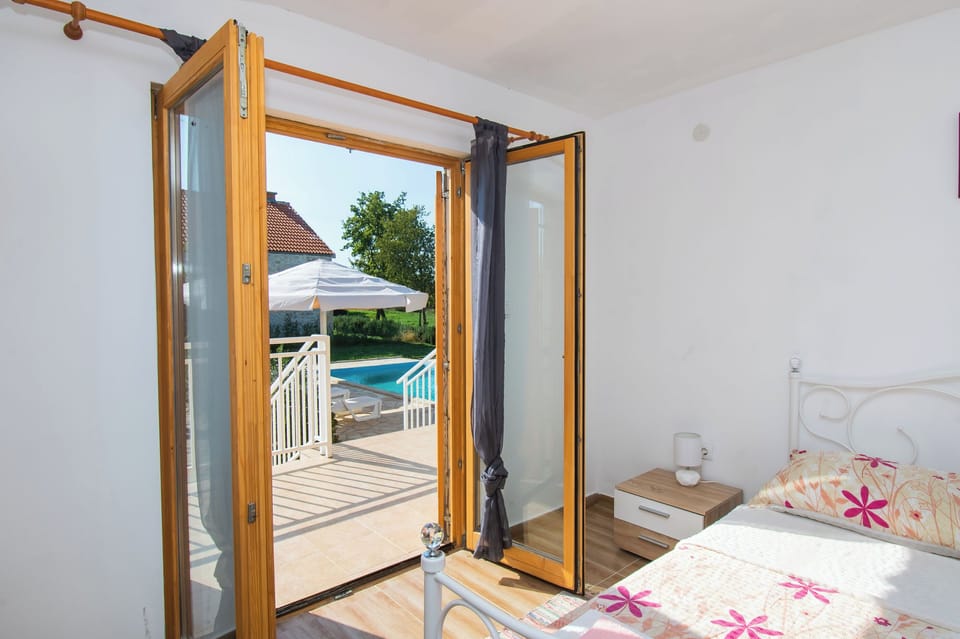 House | Pool | Outdoor pool