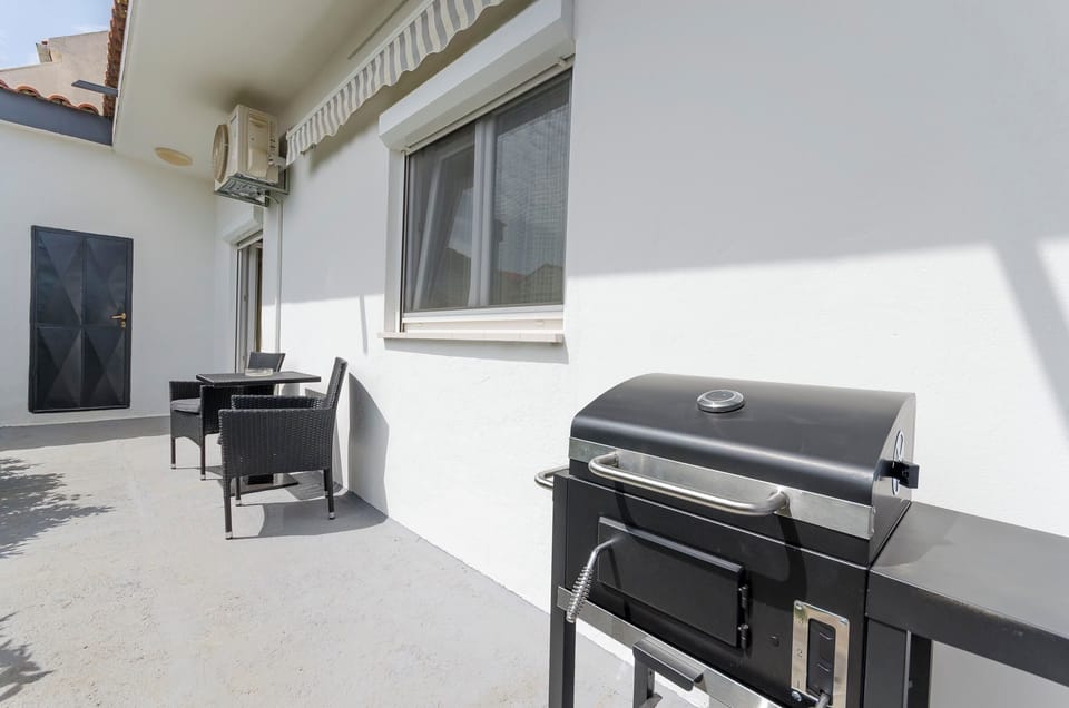 BBQ/picnic area