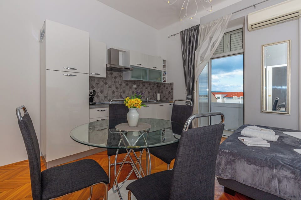 Apartment (A1) | Living room | DVD player