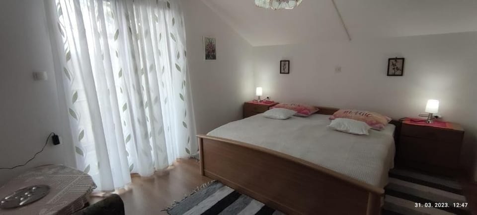 Apartment (A1) | Iron/ironing board, free WiFi