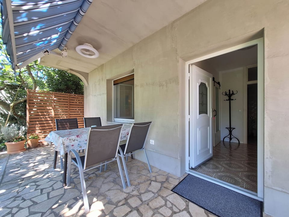 Apartment (A1) | Terrace/patio