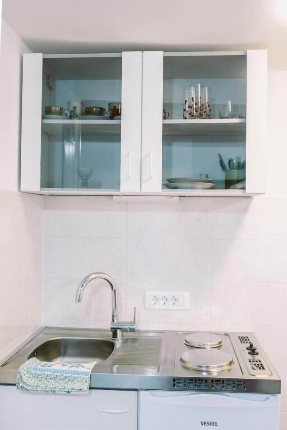Studio (A1) | Private kitchen | Fridge, oven, stovetop, dishwasher