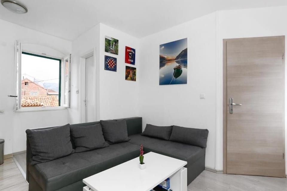 Apartment (A1) | Living room